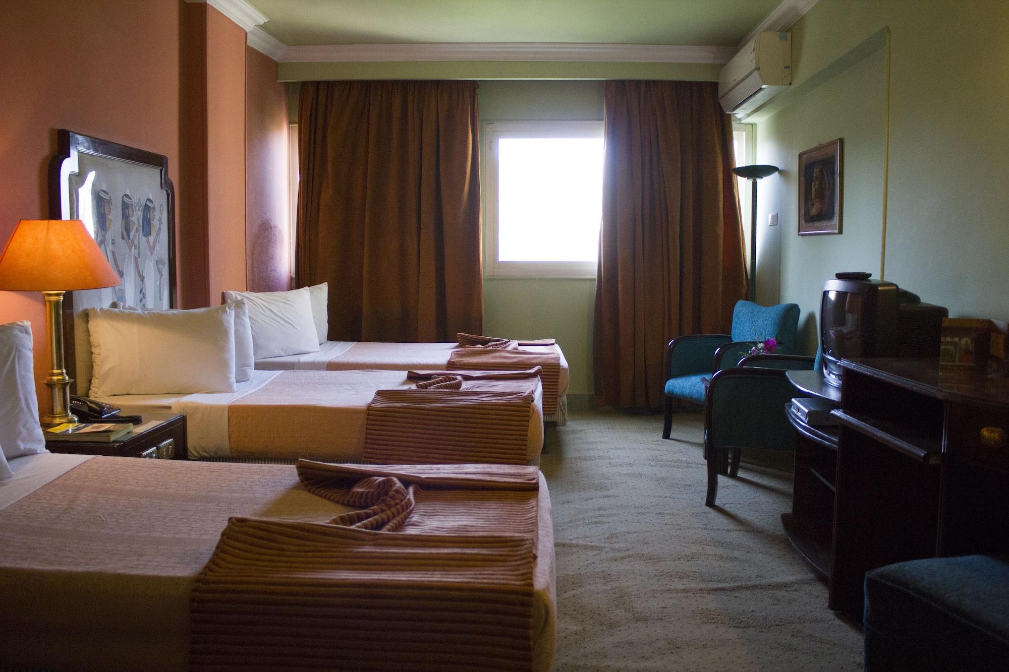 Zayed Hotel Giza Екстериор снимка