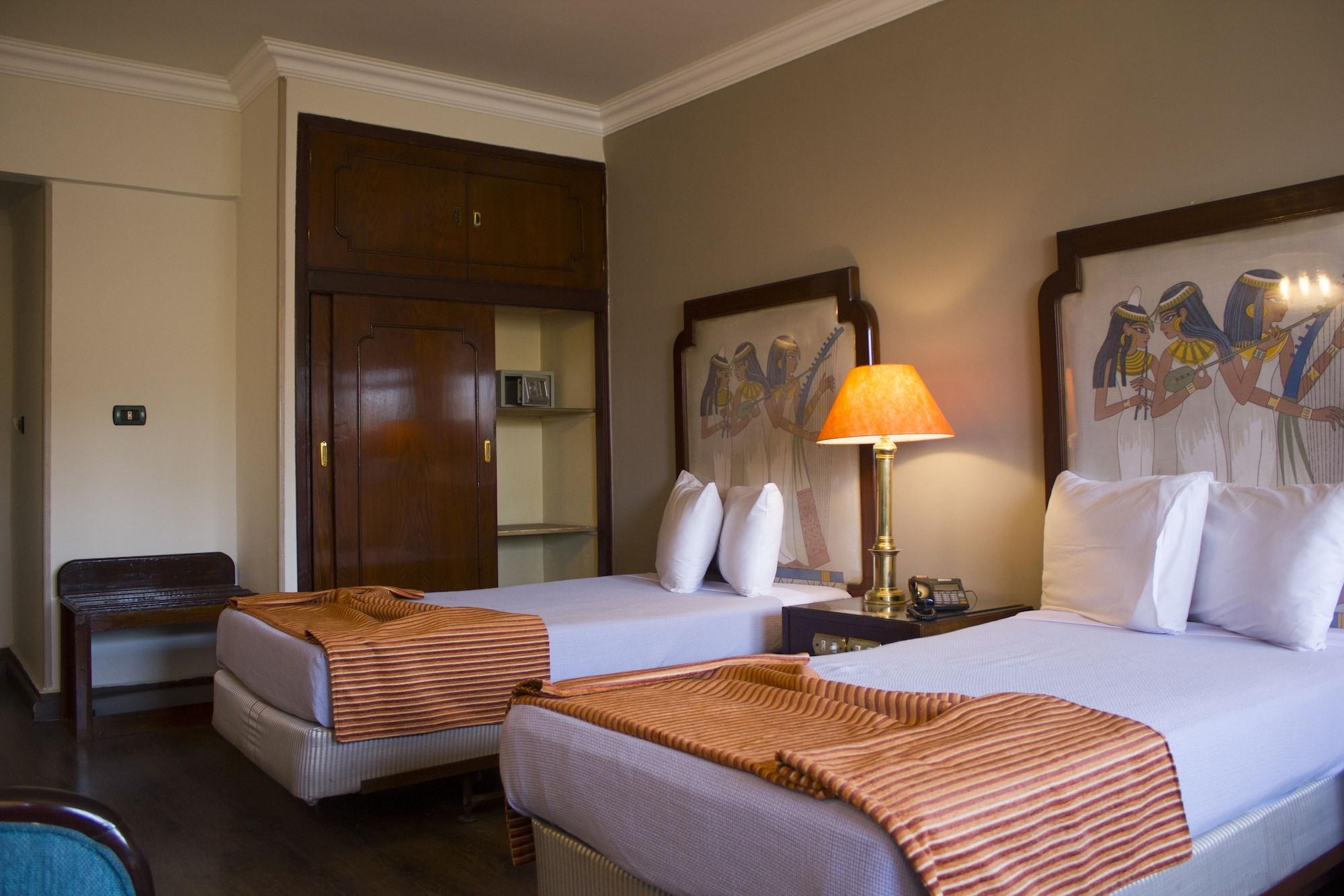 Zayed Hotel Giza Екстериор снимка