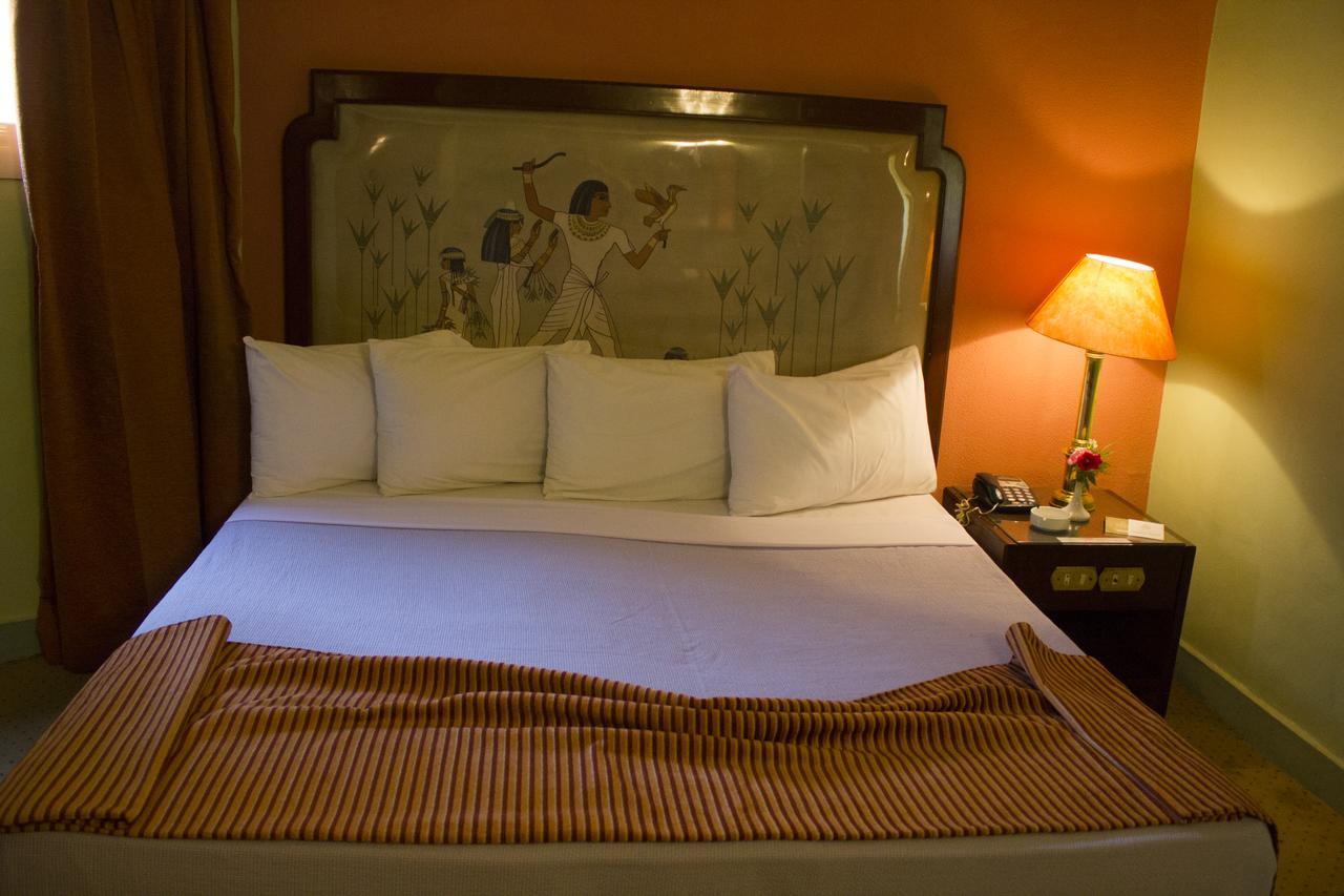 Zayed Hotel Giza Екстериор снимка